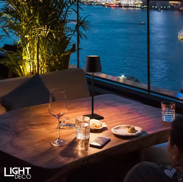 Lampe de Chevet LED Minimaliste Rechargeable - Déco Tendance - Idéal Salle à Manger / Table